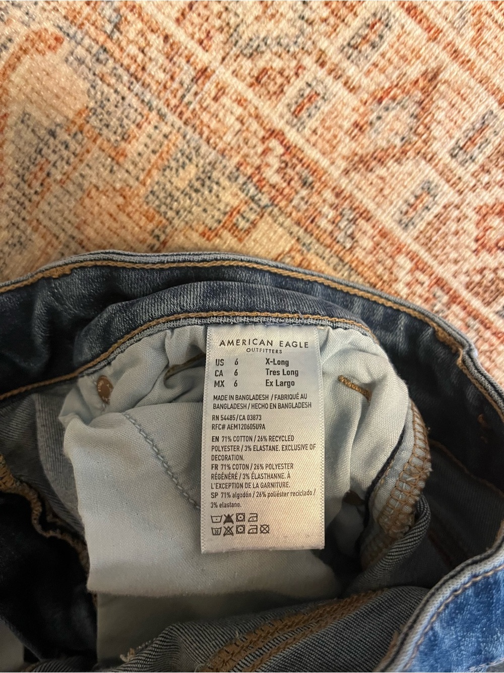 American Eagle Outfitters Women's Dark Blue Flare Jeans - Picture 5 of 5